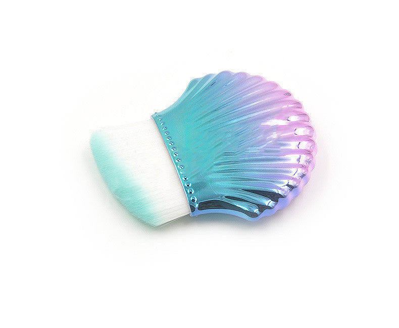 Single small shell foundation brush Single small shell foundation brush